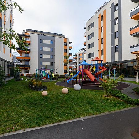 Grandis Residence Luxury Apartment Брашов Екстериор снимка