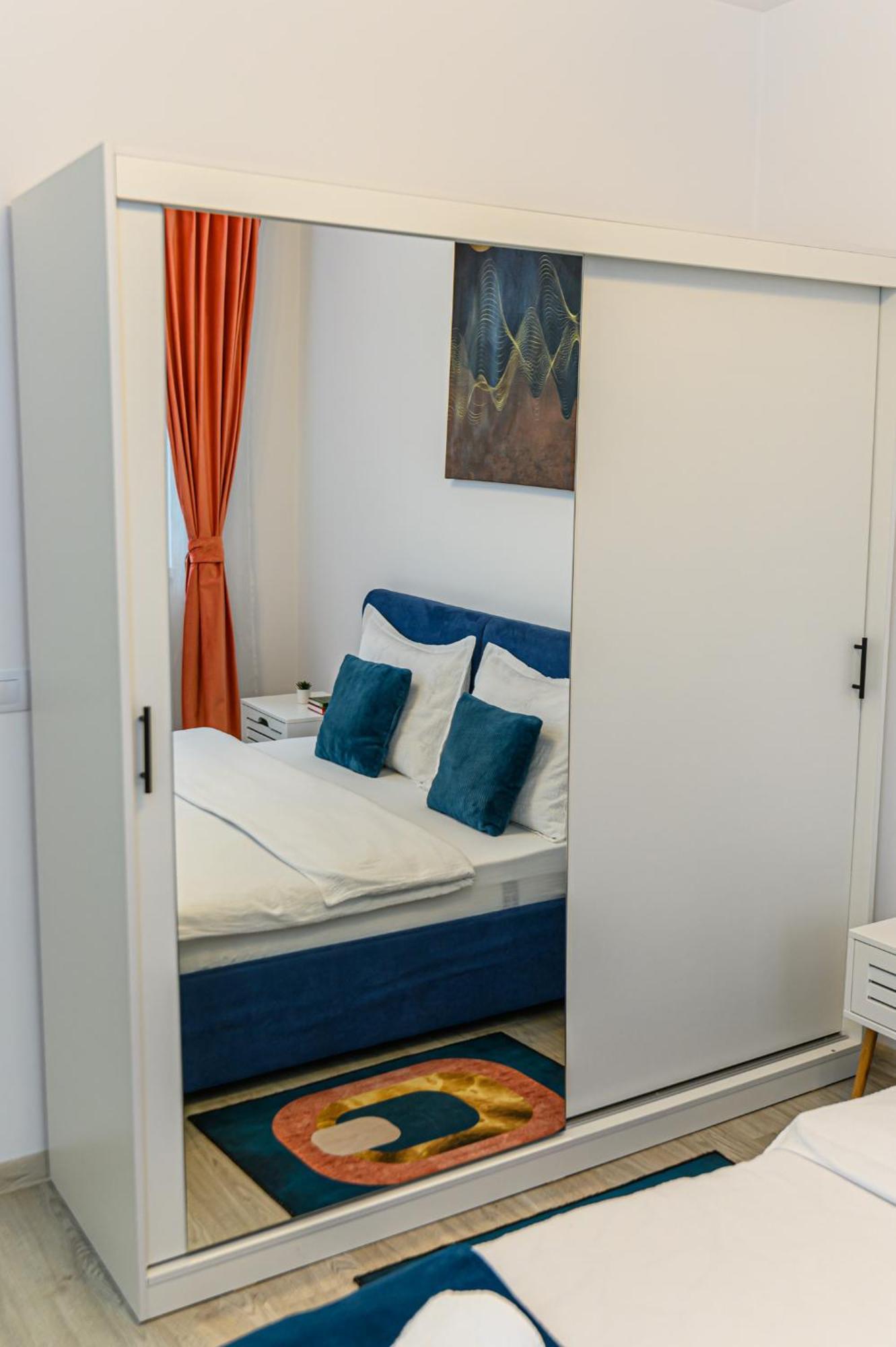 Grandis Residence Luxury Apartment Брашов Екстериор снимка