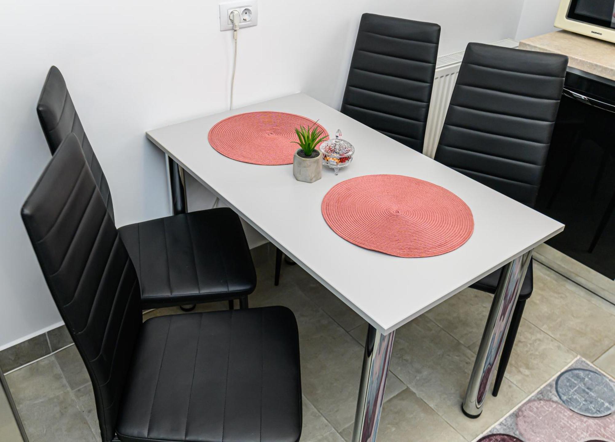 Grandis Residence Luxury Apartment Брашов Екстериор снимка